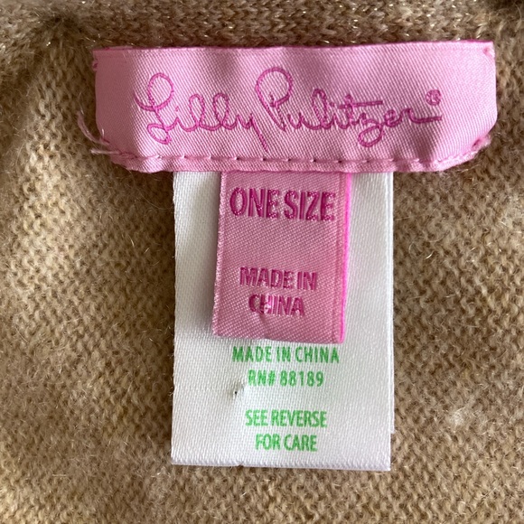 Lily Pulitzer beige cashmere/gold metallic wrap with fringe & buttons - Picture 6 of 16